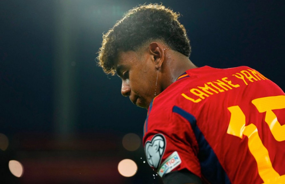 某沿海市机 某沿海市机